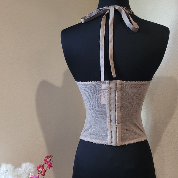 🍒NWT🍒 VS SEXY HALTER LACE CORSET - Picture 8 of 10